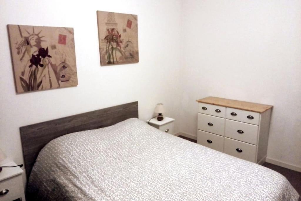 T2 idéal étudiant + pro + parking protégé sous-sol Thouaré-sur-Loire Esterno foto