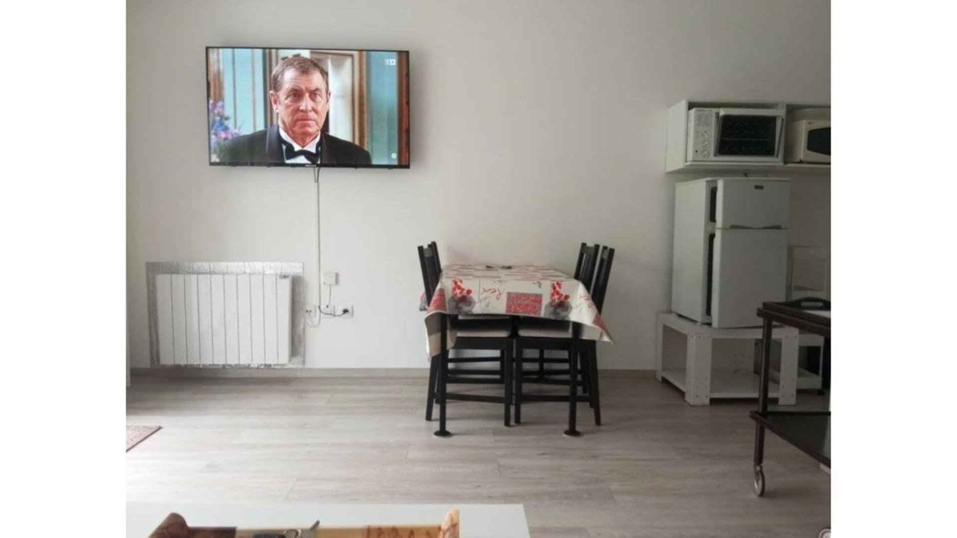 T2 idéal étudiant + pro + parking protégé sous-sol Thouaré-sur-Loire Esterno foto